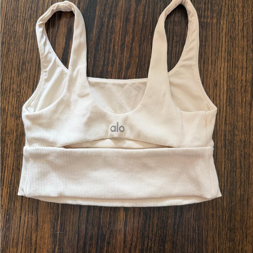 ALO Yoga Beige Ribbed split bra - Picture 3 of 4